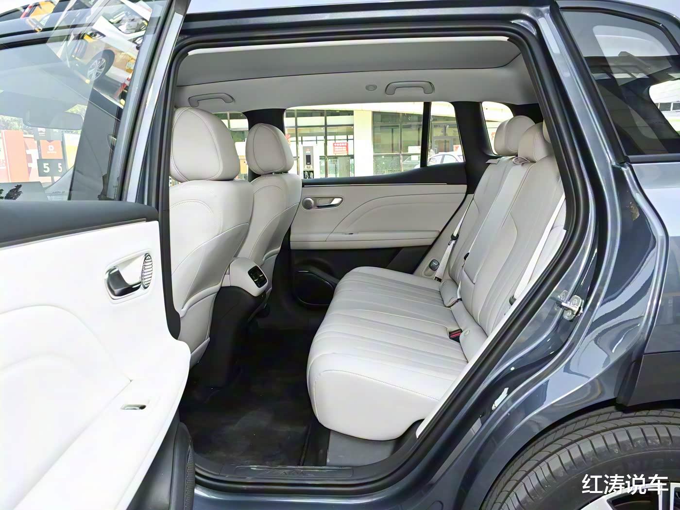 广汽埃安推出全新SUV!纯电和增程动力,元PLUS同级,会火