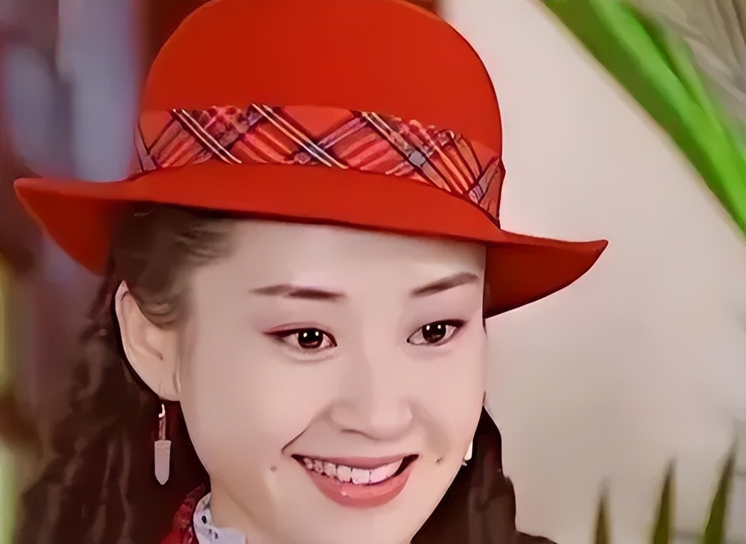 许晴19岁，梅婷19岁，刘雪华19岁，王茜华19岁，谁的美更胜一筹？