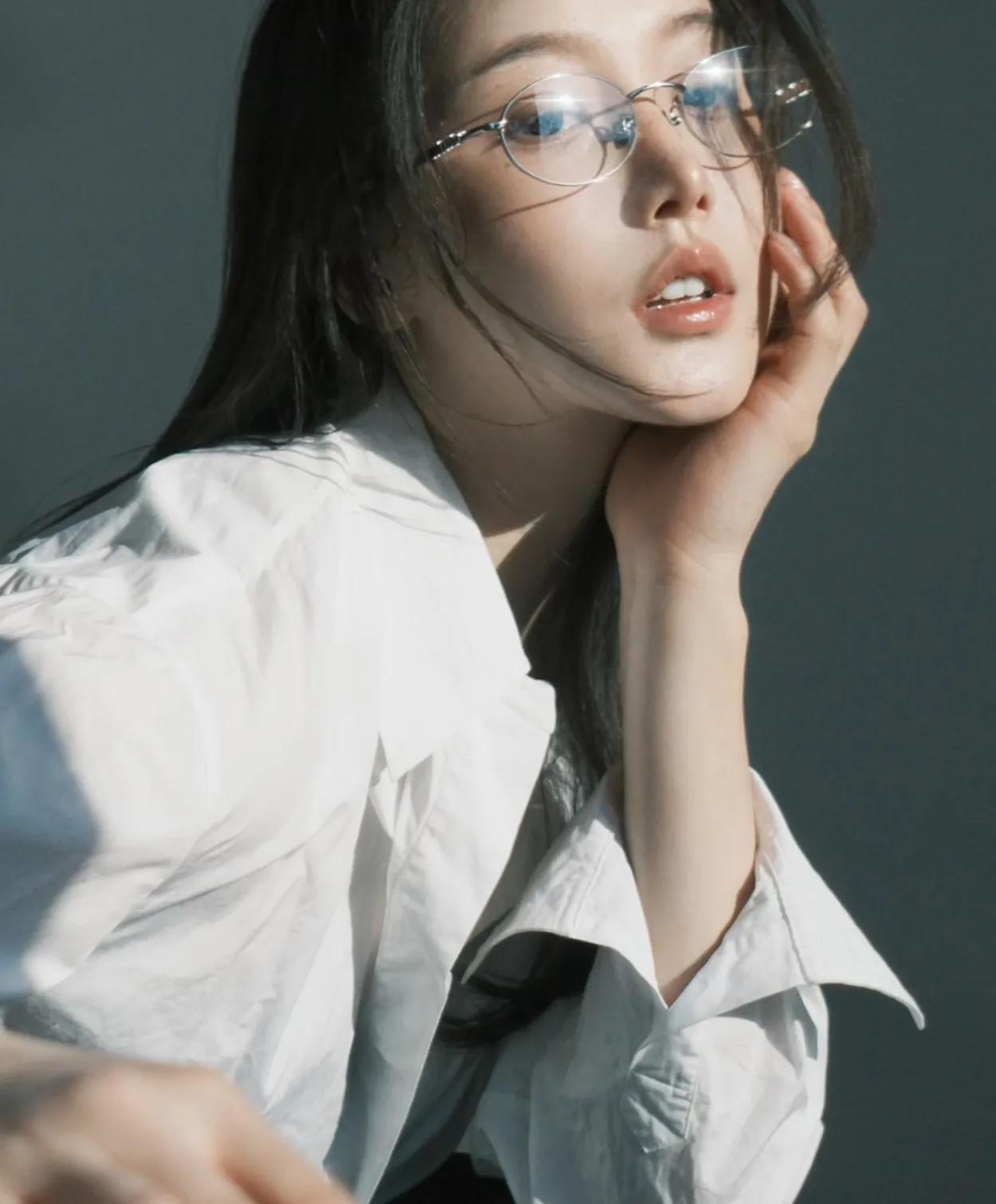 姜贞羽纯欲写真