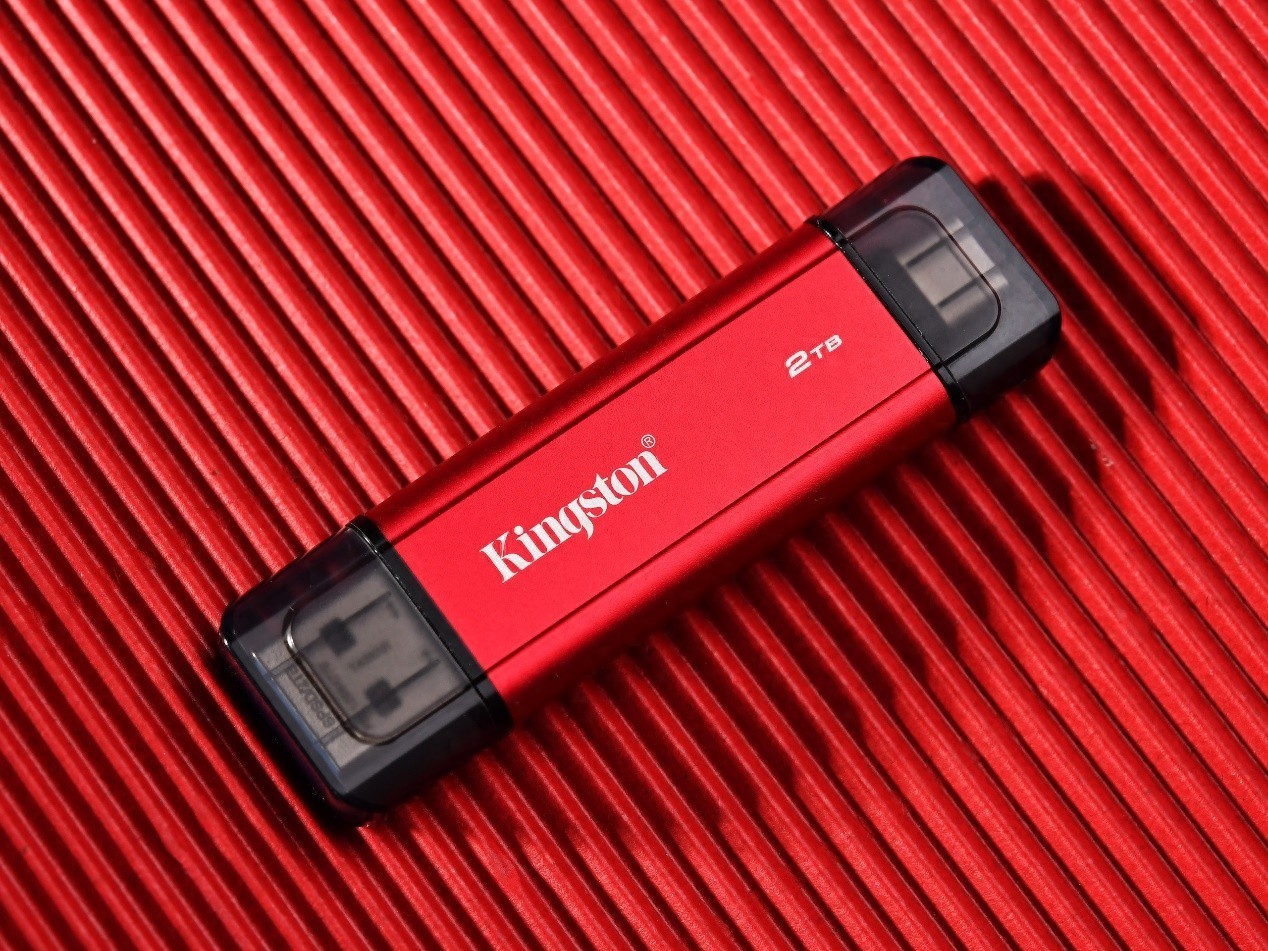 金士頓Dual Portable雙接口移動固態(tài)硬盤評測：優(yōu)盤身形，固態(tài)實