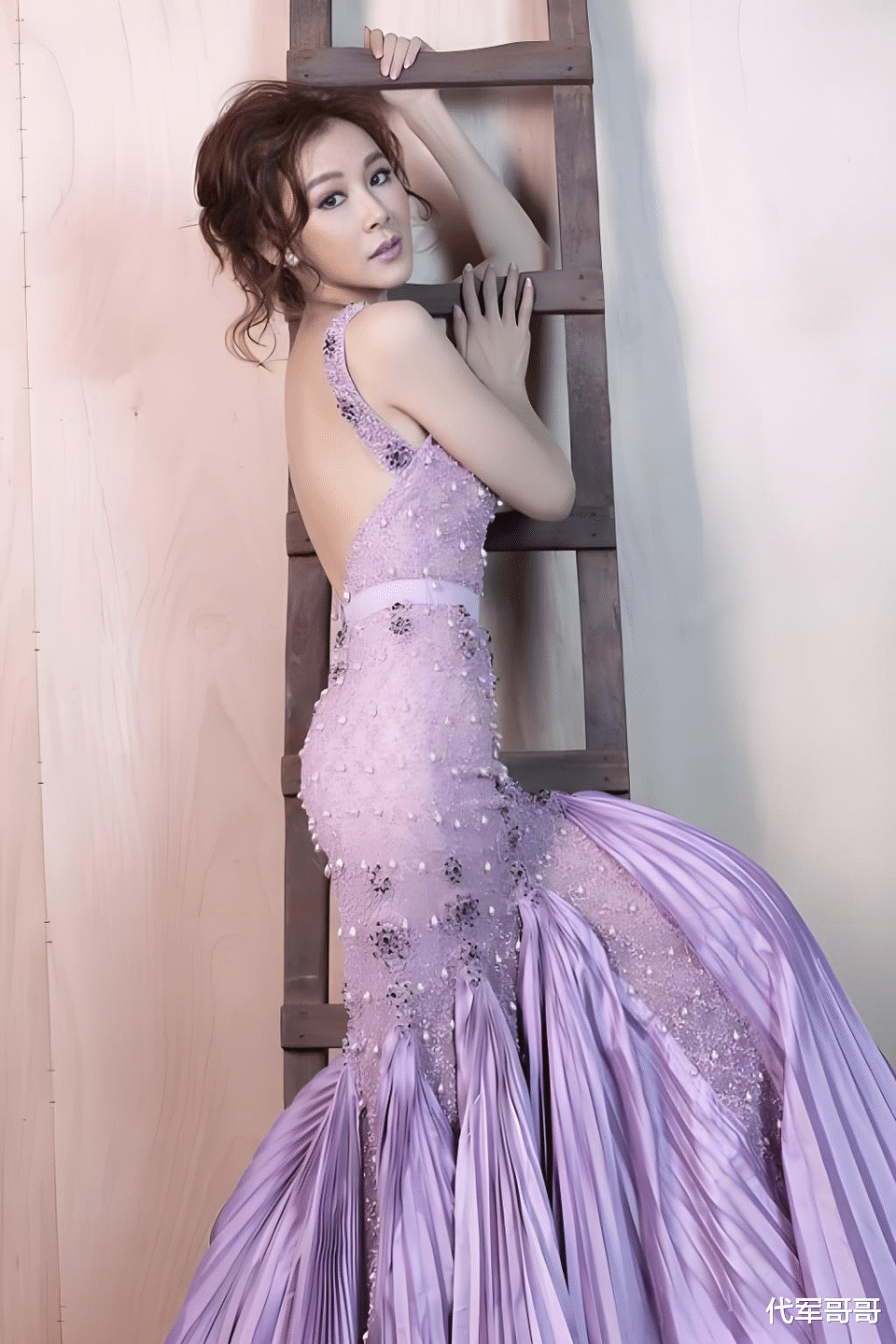 57岁萧蔷近况曝光!曾经历多段失败恋情,如今单身独居豪宅很惬意