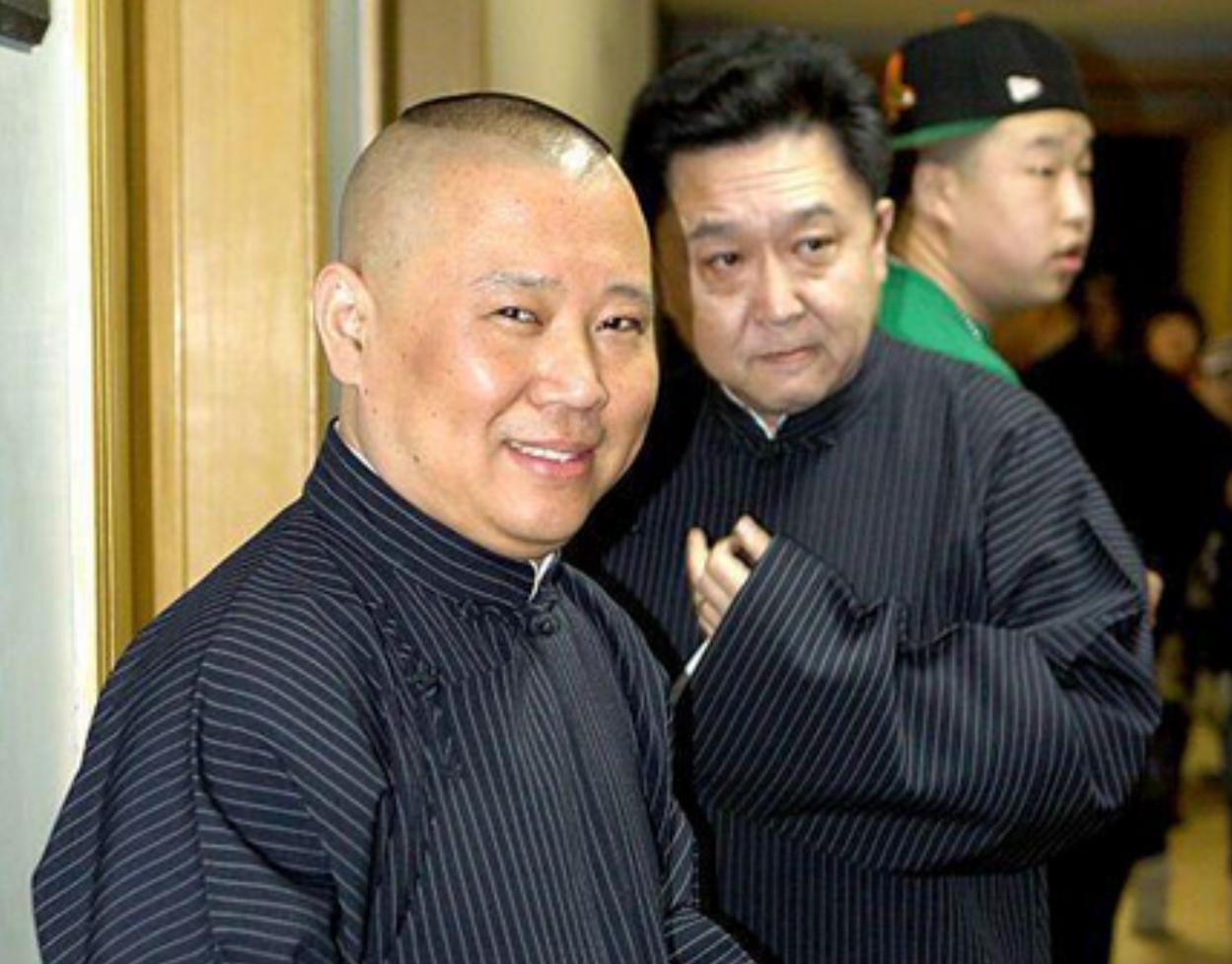 摊牌了！郭德纲1天喜提3个新身份，全网恭喜，于谦一个字都没说错