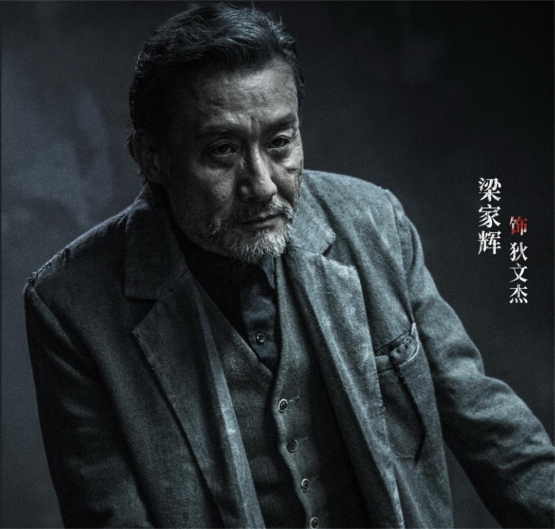 香港知名男导演被曝让替身上吊一分钟，紧急就医，任贤齐愤怒罢演