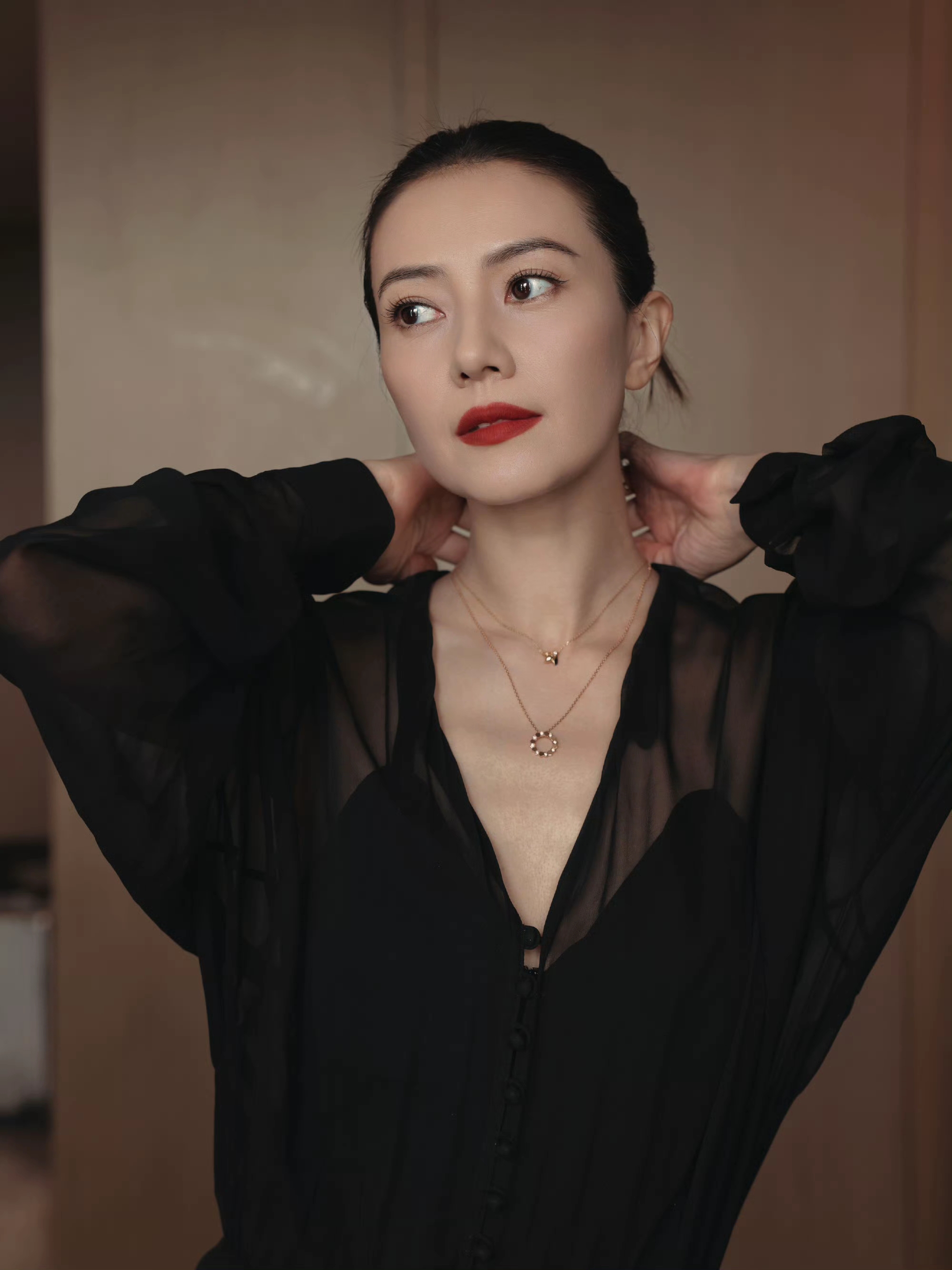 高圆圆的美貌无惧年龄