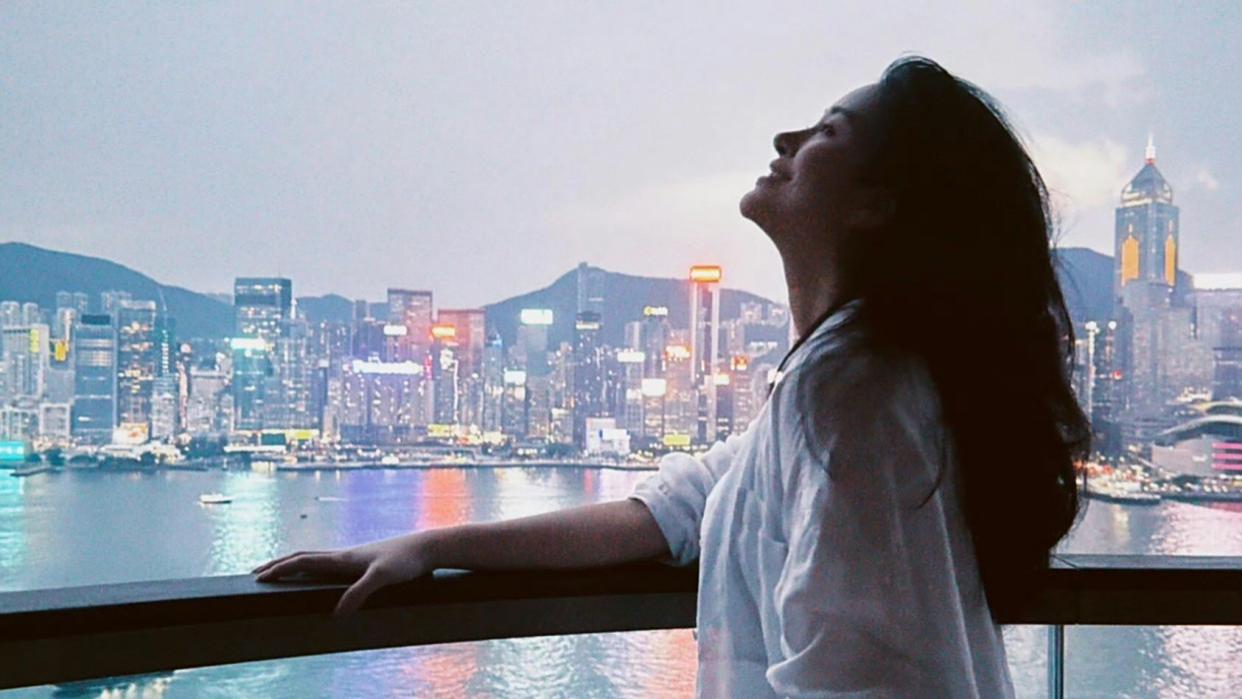 曝杨采钰疑似已生产，近照曝光小腹平坦，身材已回到最佳状态