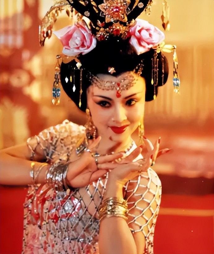 最美杨贵妃周洁：死前苦求刘晓庆，27万美元包机回国仅5天去世