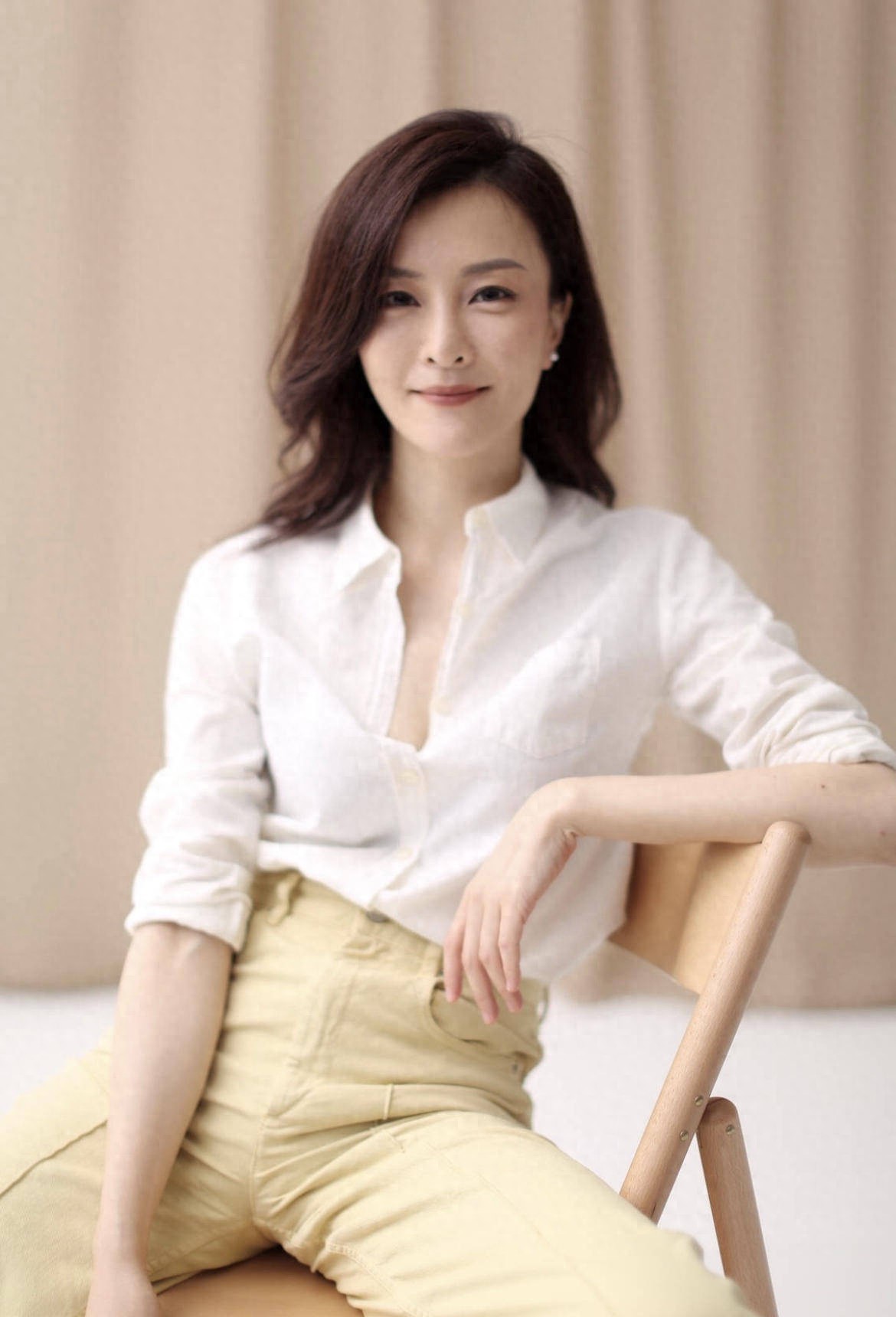 刘孜:和富商相爱3个月结婚,婚后生一子,丈夫一家把她宠成宝