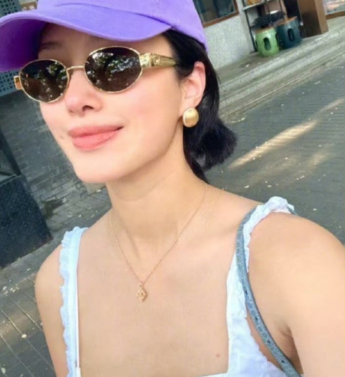 杨采钰领证生子风波：从豪门争议到甜蜜回应的逆袭之路