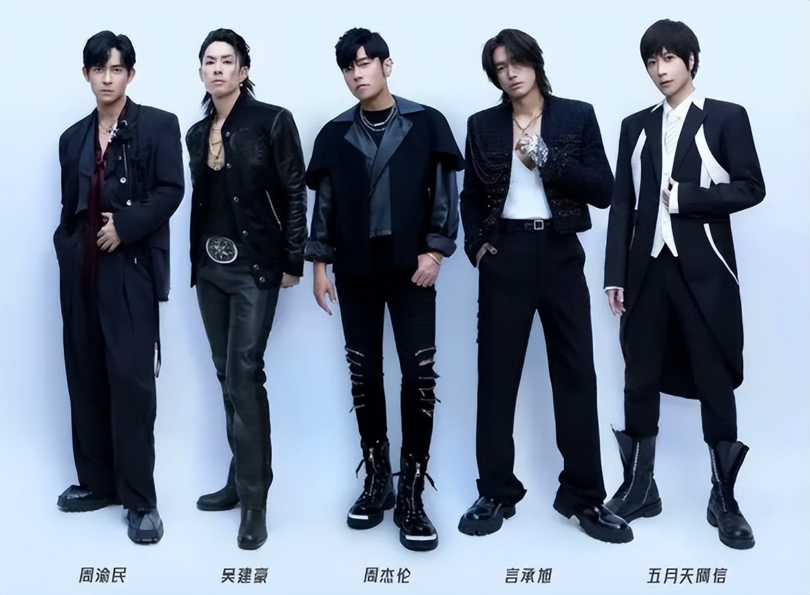 F4演唱会成照妖镜，佟丽娅褶多头秃，蒋丽莎脸僵肿，司雯嘉太惊艳