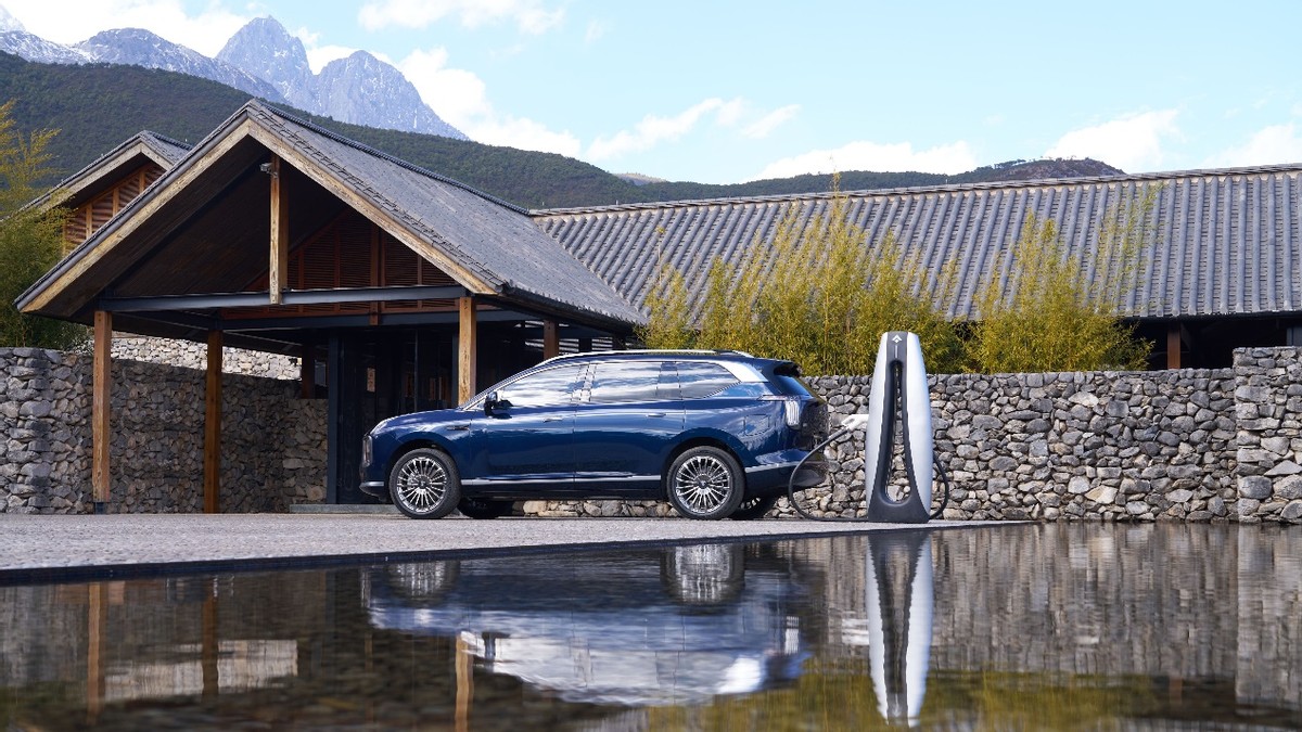 售价26.98万起，广汽昊铂HL增程版正式上市