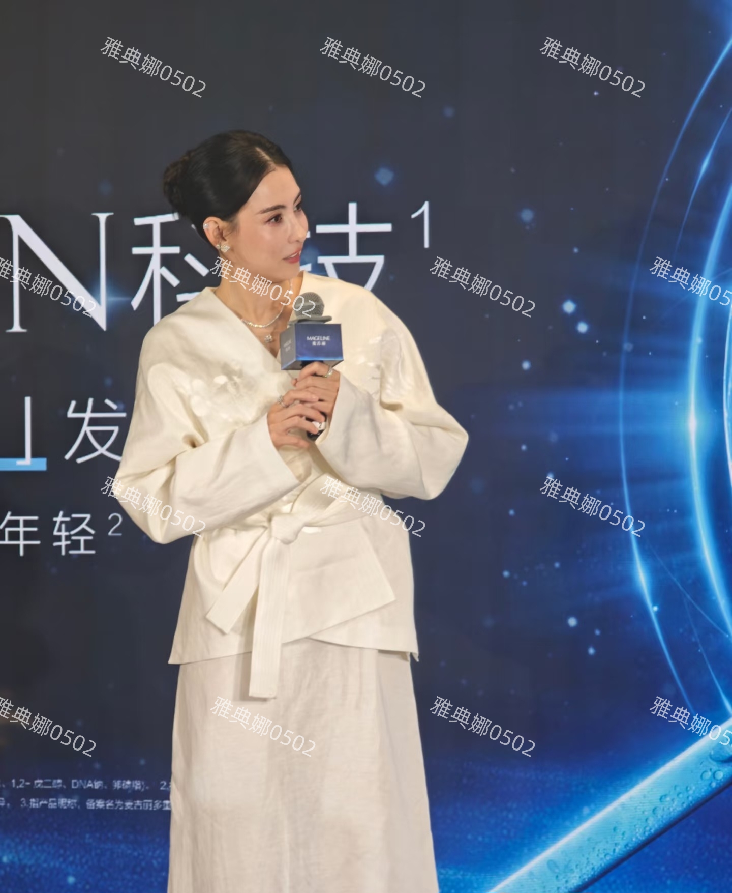 武汉见到张柏芝，本人不像网上说的那样又白又美又年轻生图很显老