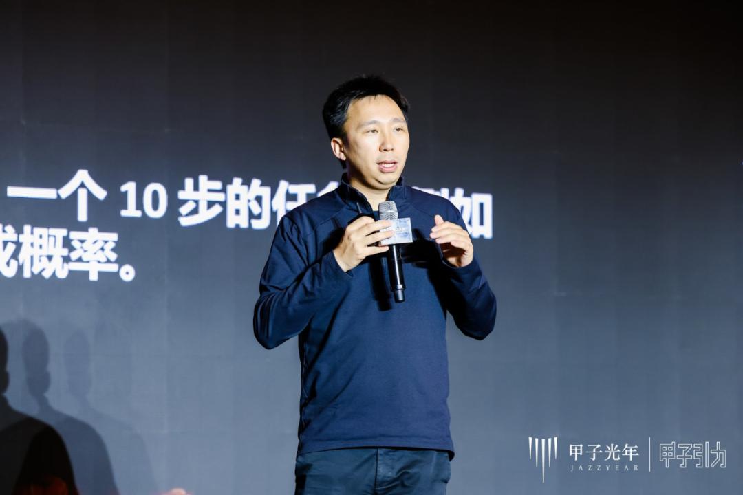 2000+人次到場，70余位大咖激辯AI下半場生存法則