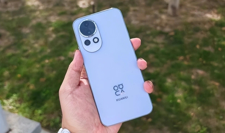 華為nova13降至“地板價”，麒麟8000+512GB，這價格真刺激