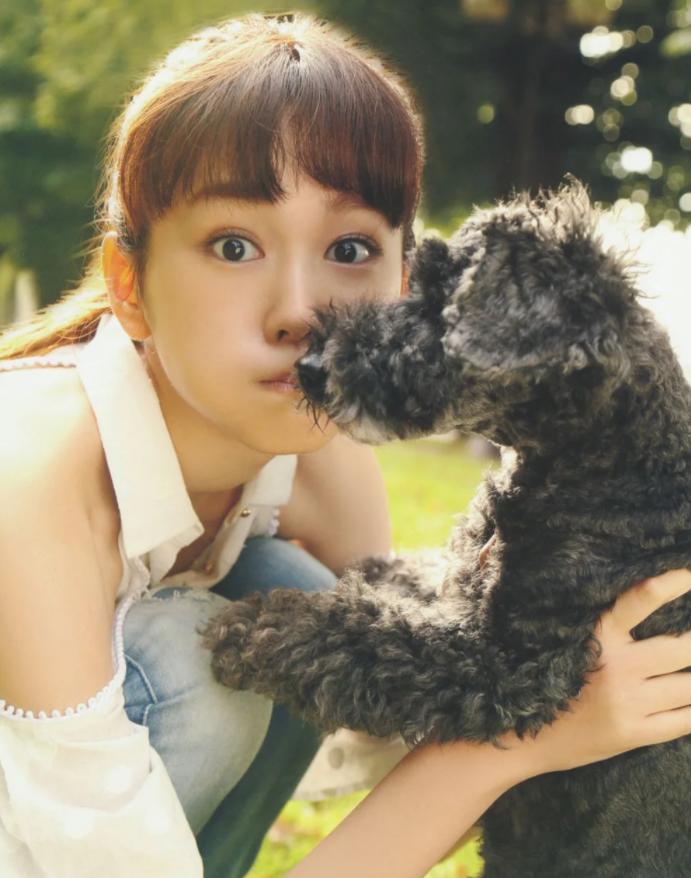 她被称为东京第一美女”真的是甜妹天花板,和帅哥结婚后再不拍戏