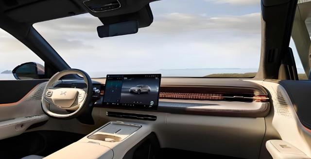 小鹏“听劝了”！新车狂降8万，档次提高10倍，7分钟卖了5000辆