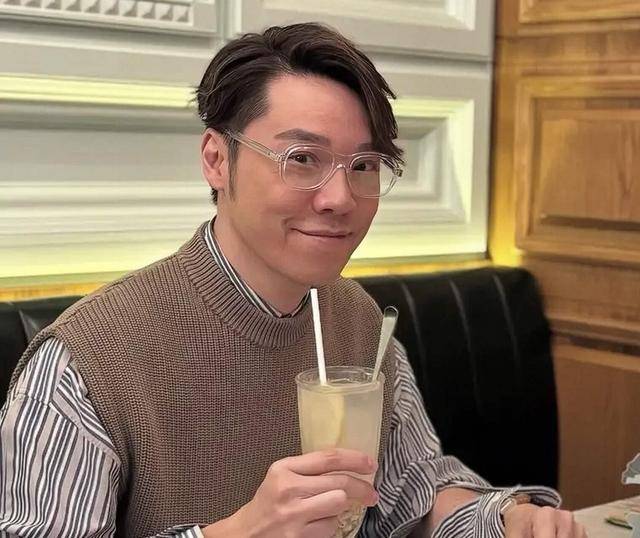 香港知名男星转型做讲师还债