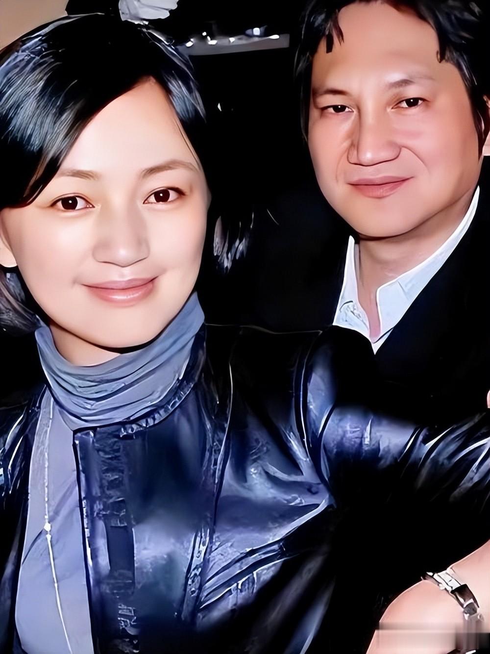 她是陈坤、陆毅得不到的女人，却嫁给“丑丈夫”，如今风光无限