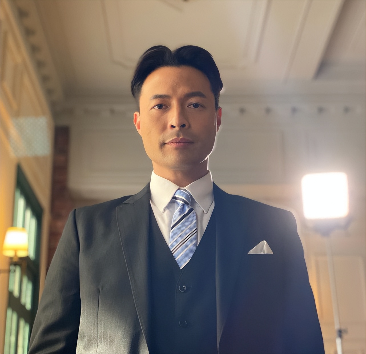 前TVB男星与妻高调放闪！不介意对方曾结婚生子，更视继女为己出