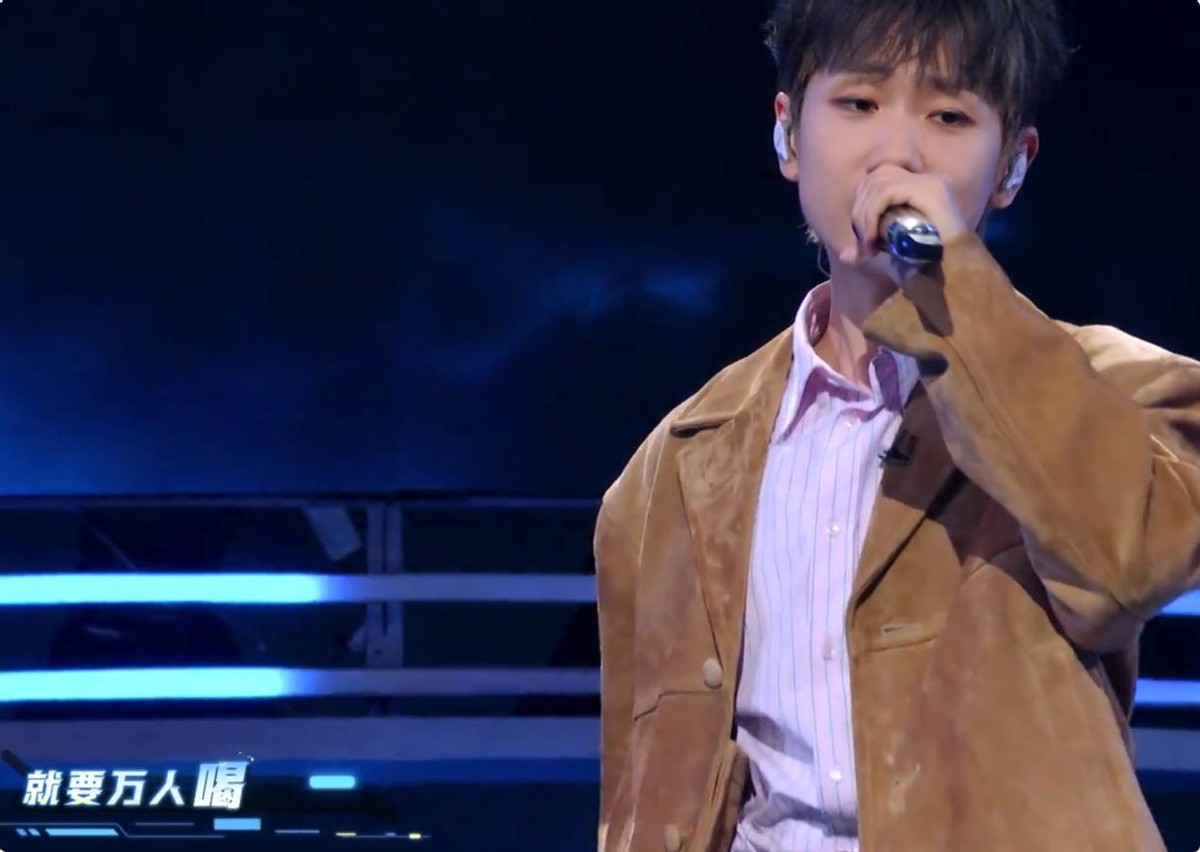 不懂常识，丢人现眼，这一次何炅都救不了他