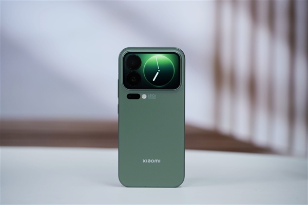 妙享背屏秒變游戲掌機！小米17 Pro圖賞