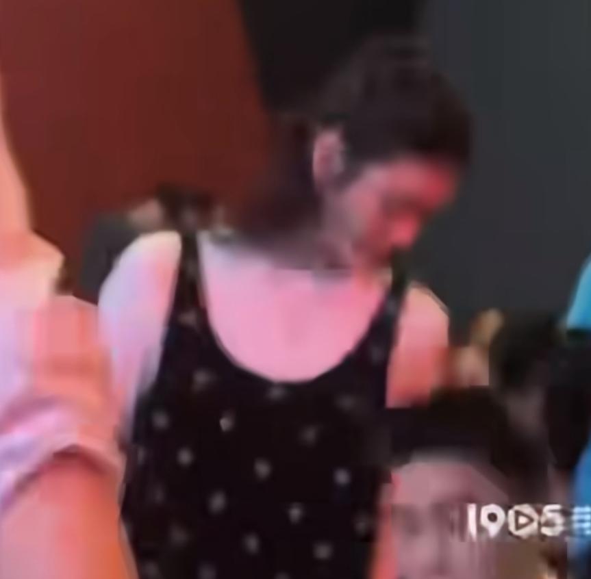 看了《阿凡达3》首映礼，才知道：“豪门贵妇”和影后的区别！