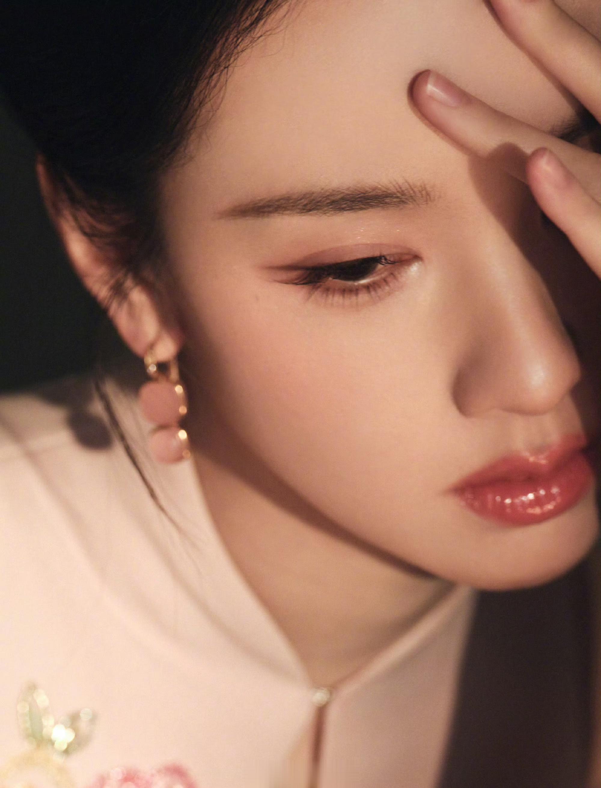 陈都灵新中式风格