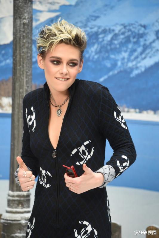 “暮光女”克里斯汀·斯图尔特，婚后判若两人，人间扳手名不虚传