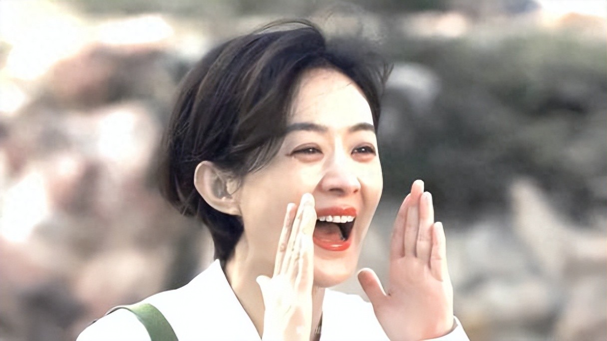 官方发文，赵丽颖没想到离婚4年后，会成为前夫\望尘莫及\的存在