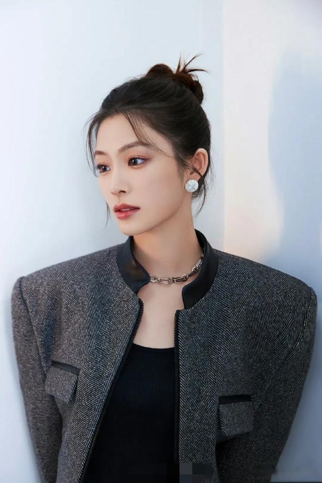 姚晓棠美腿系列写真