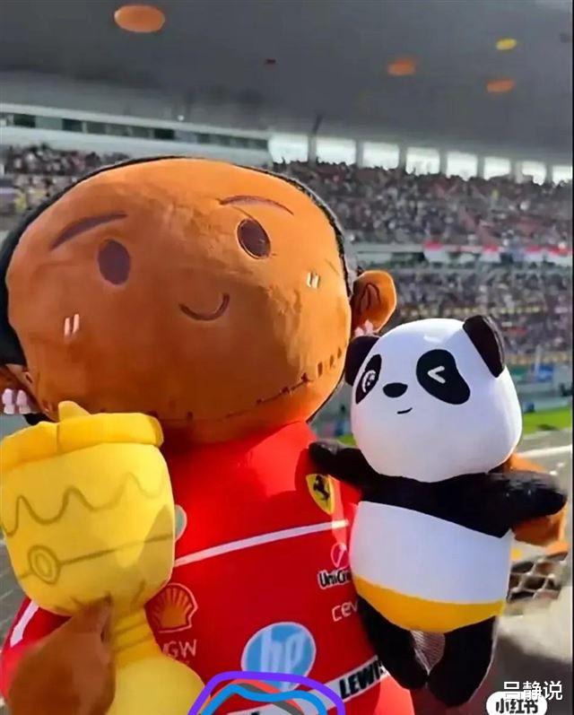 林更新太有才了,花样晒自拍辟谣,又撒了把糖