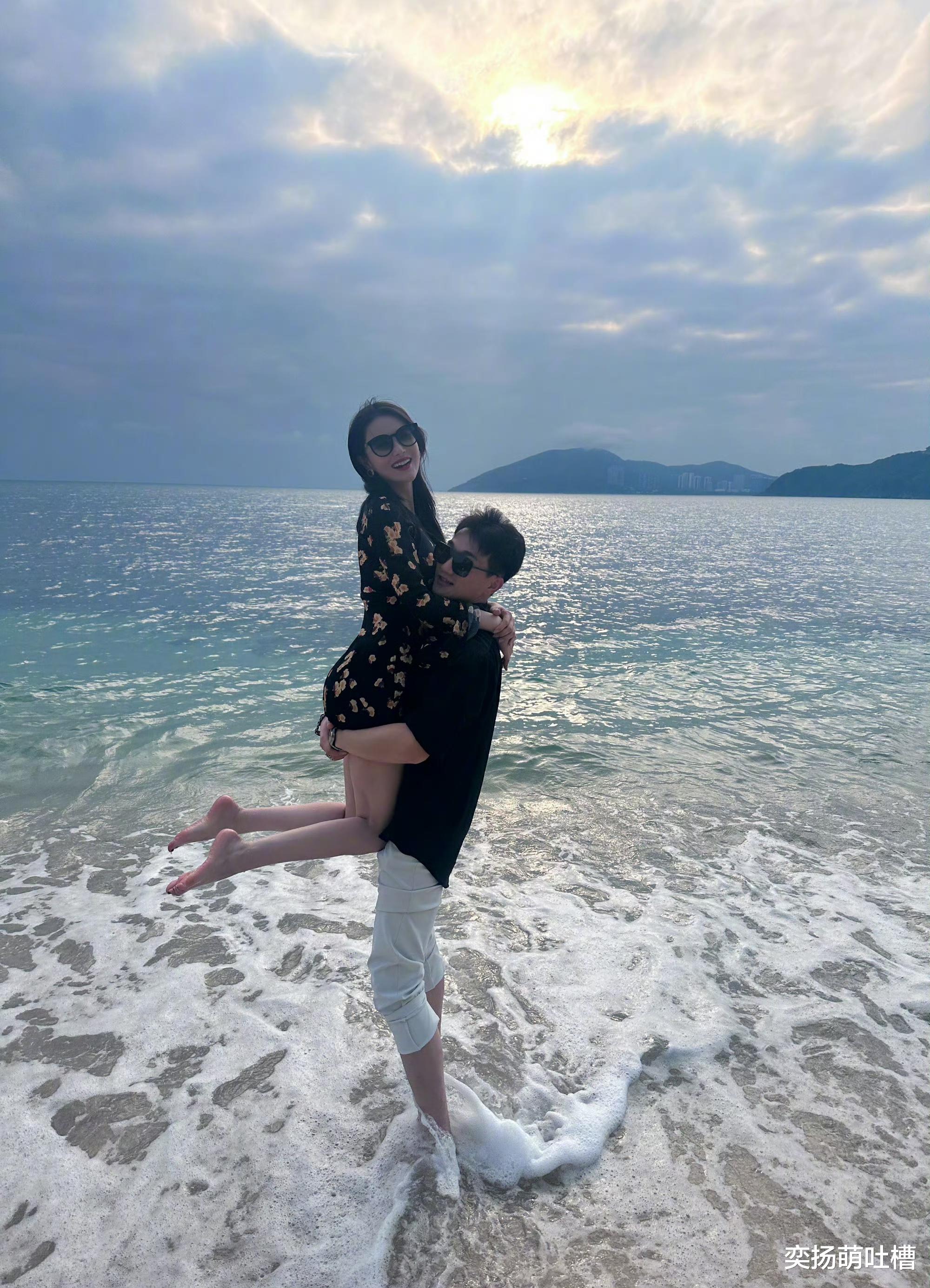 结婚7年！张馨予罕见发何捷合照！这才是爱情该有的样子