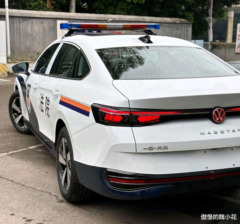 首批警用版“迈腾B9”上线，外观庄重，老干部座驾成历史！