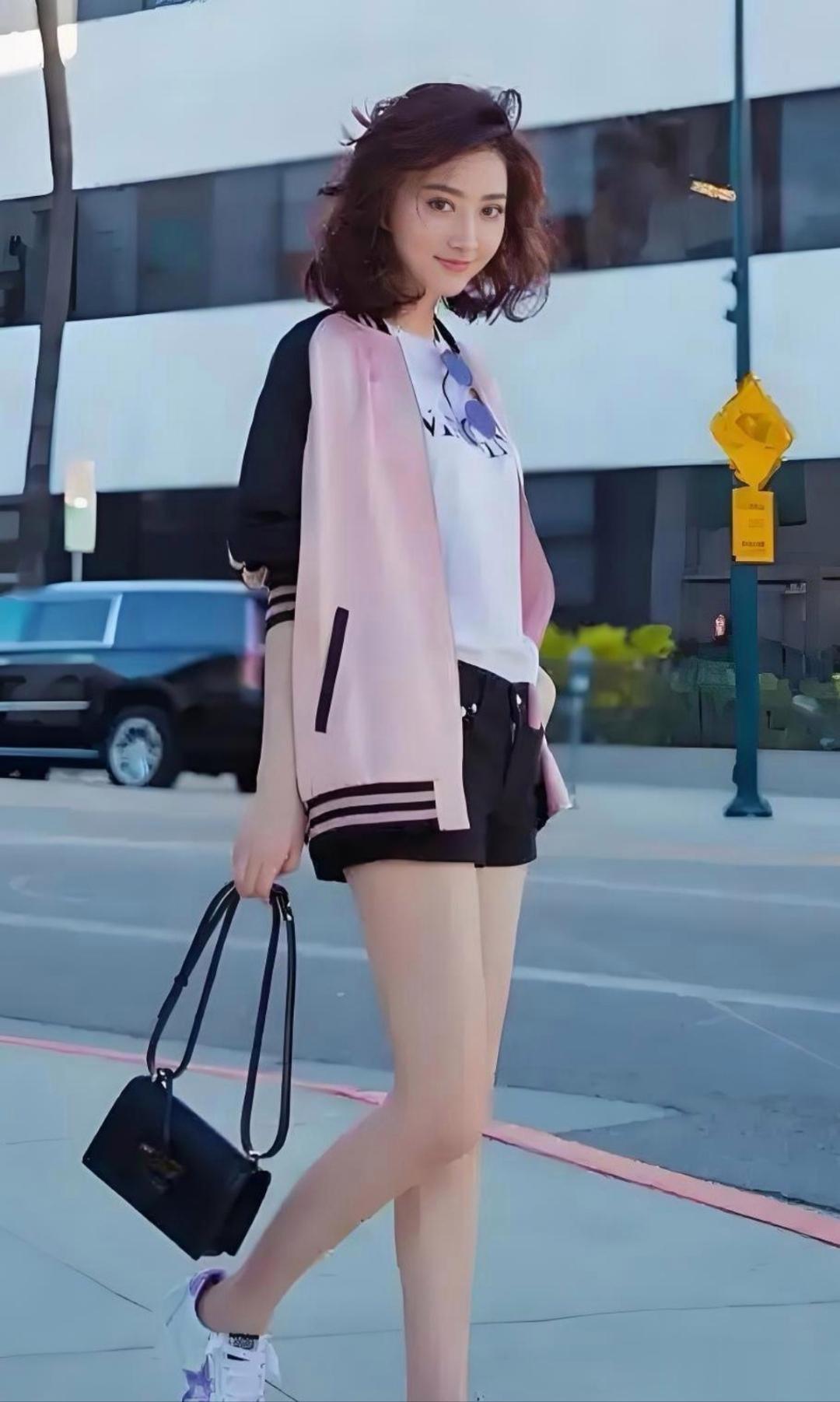 景甜丝袜大长腿写真美照