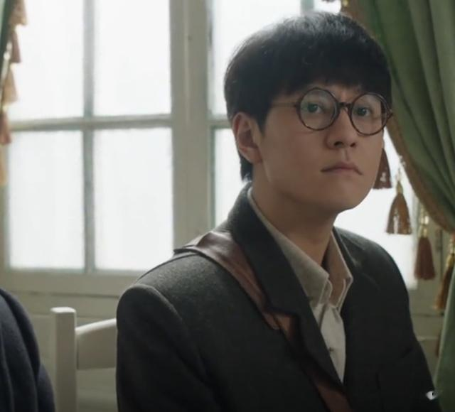 出道18年不火,曾与杨紫闺蜜共饮胡辣汤,今33岁靠万茜再度翻红