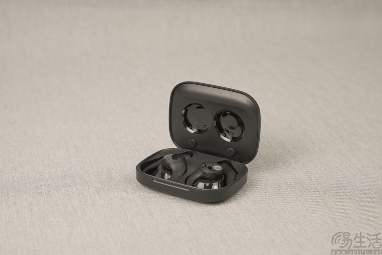 榮耀Earbuds開放式耳機小測：掛耳低音炮，開放還降噪