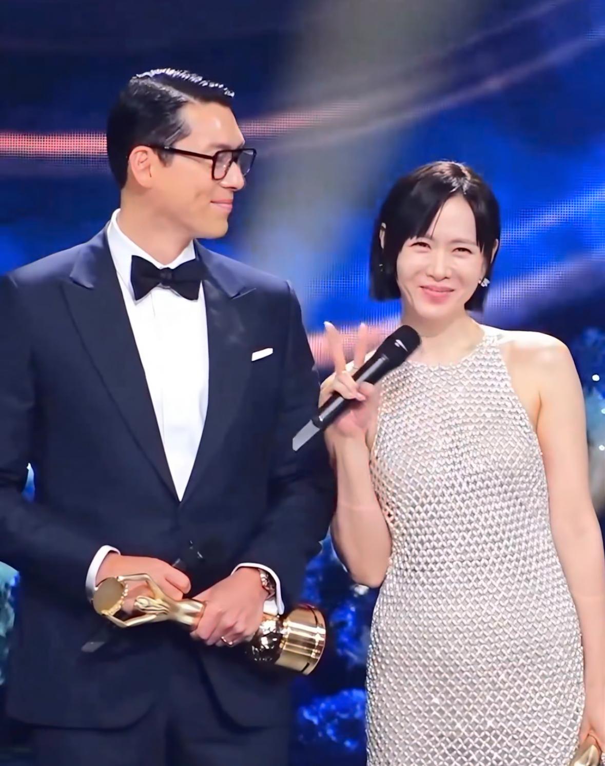 玄彬孙艺珍拿青龙奖后没一起庆祝，好友：和想象中不一样，好失望