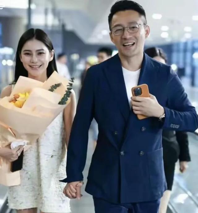 婚礼倒计时!汪小菲没等到S妈放下,却等来了质问,评论区一边倒