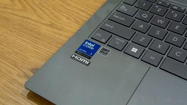 英特爾想讓人人都擁有AI PC，但處理器到底誰來造？