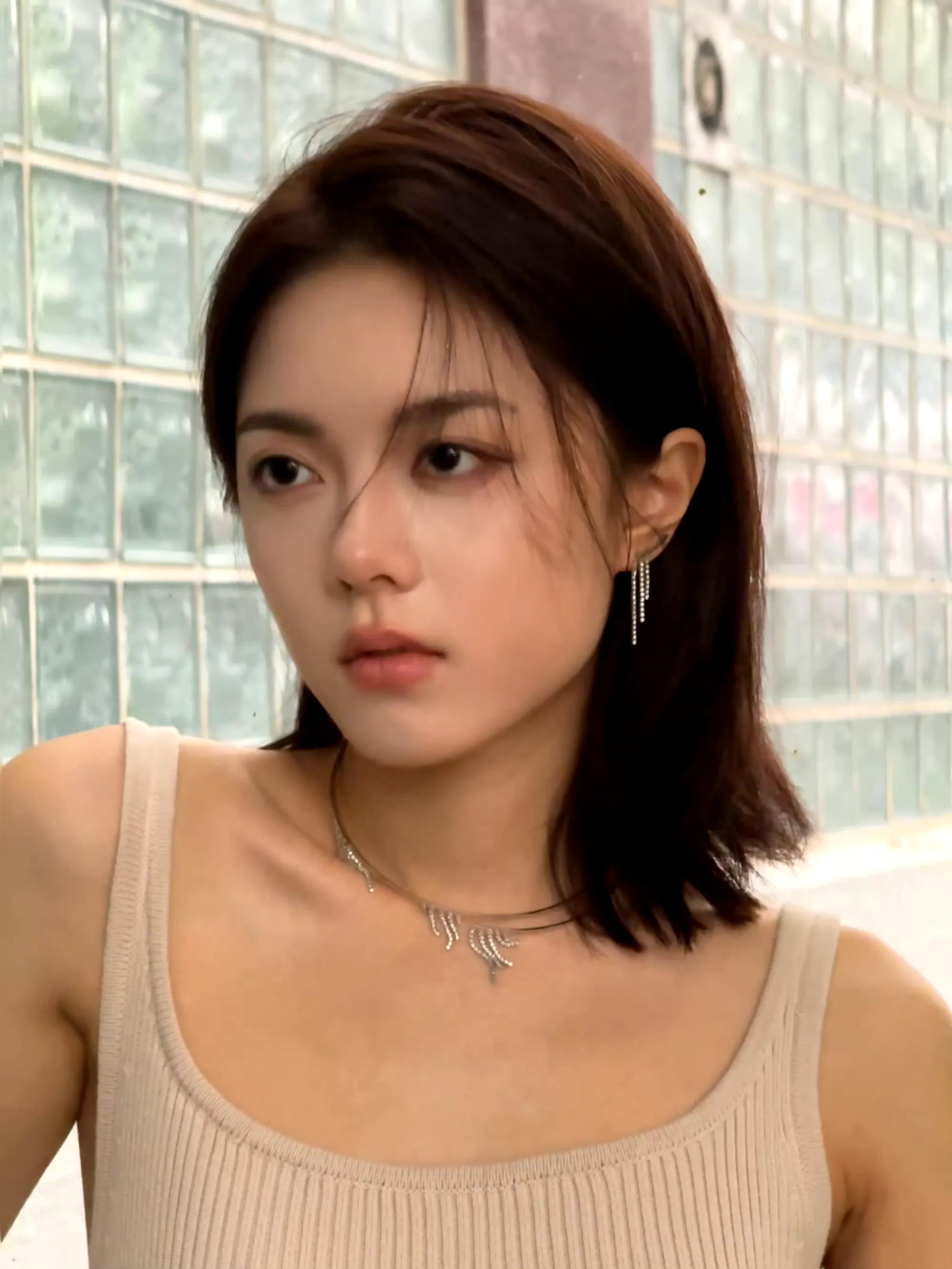 赵今麦COSMO11月刊封面写真