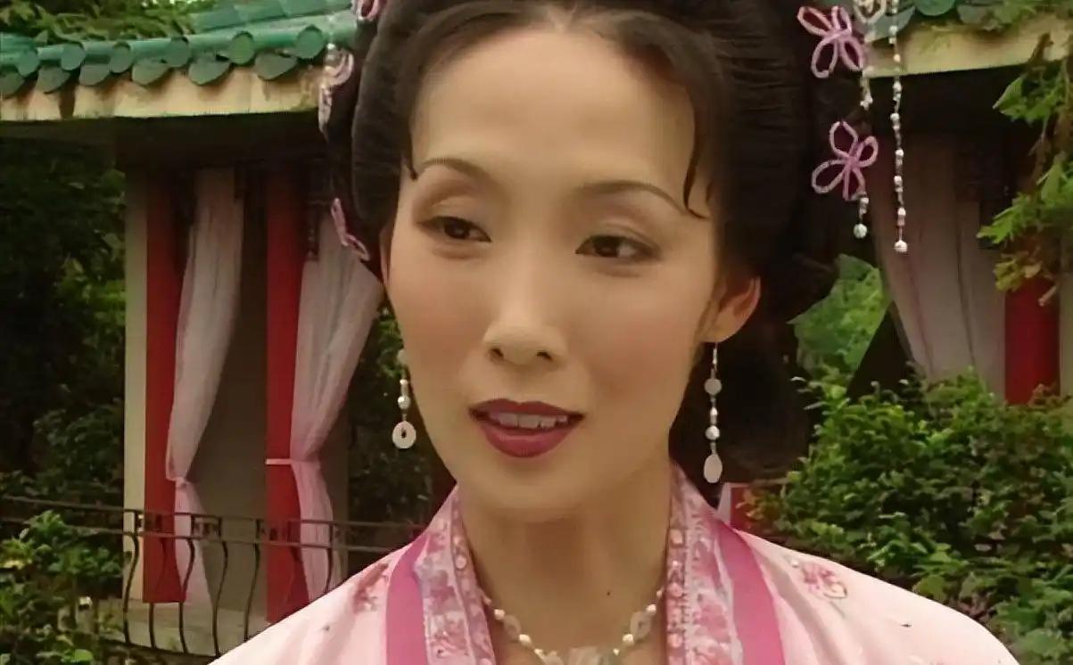 明明长得不漂亮，却总是演女一号，TVB这6位当家花旦，到底凭什么