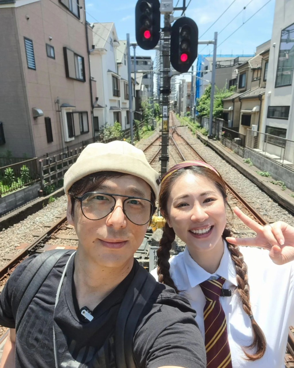 51岁TVB男星移民加拿大，为买房缩衣节食，入住仅两年妻子已嫌弃