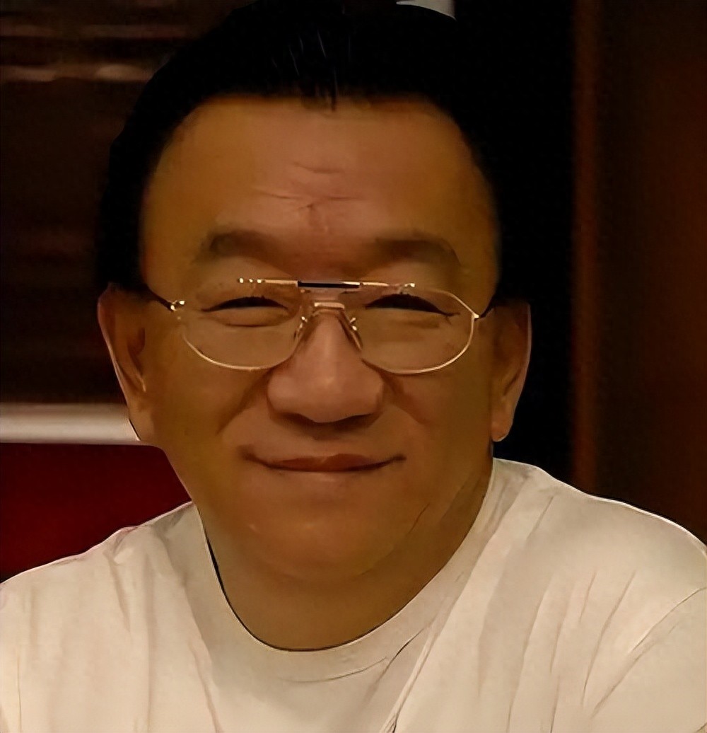 人心不是一天凉的！78岁的侯耀华，终究是为自己的肆意妄为买了单