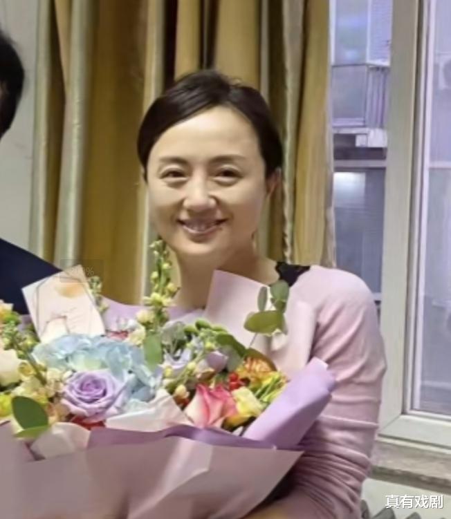 朱媛媛住院照片:她笑对镜头,依旧乐观积极,从未被病痛打败