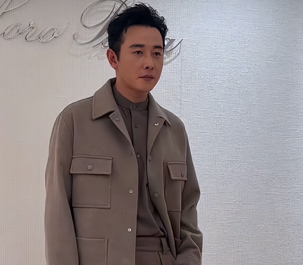 罗晋半年提6次分手，7年“流浪”不回家，唐嫣这次真无力回天了？