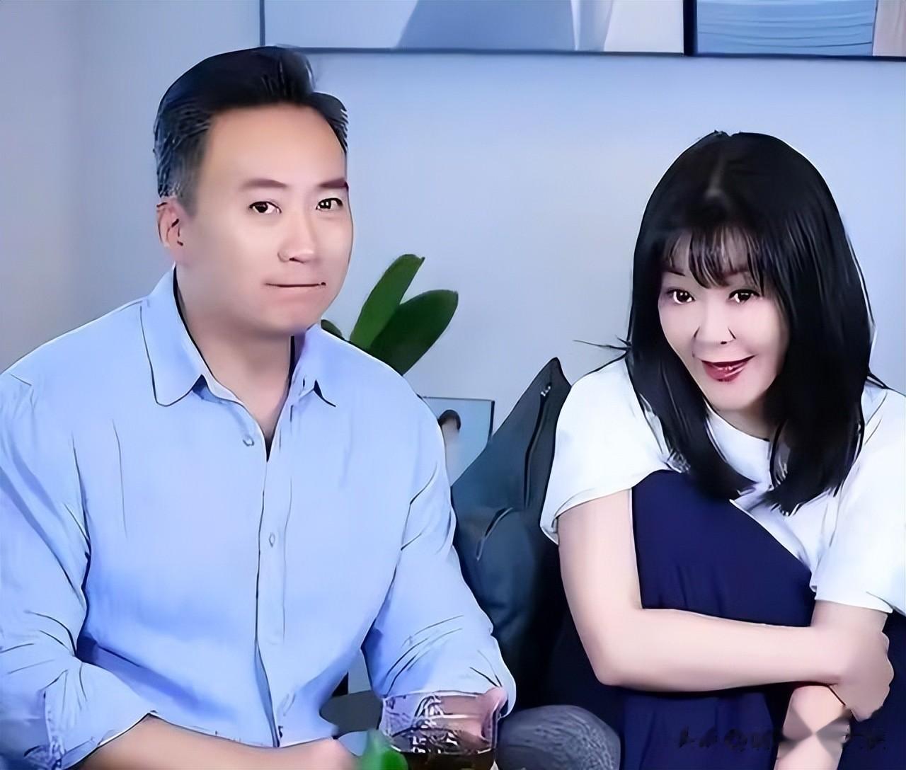 善恶终有报！前央视王牌主持人王小骞，如今沦落为“人人喊打”？