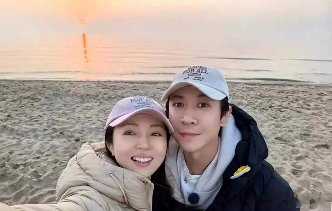 董璇新男友奇葩行为又翻车！手里连两千块钱都没，喝杯奶茶都要AA