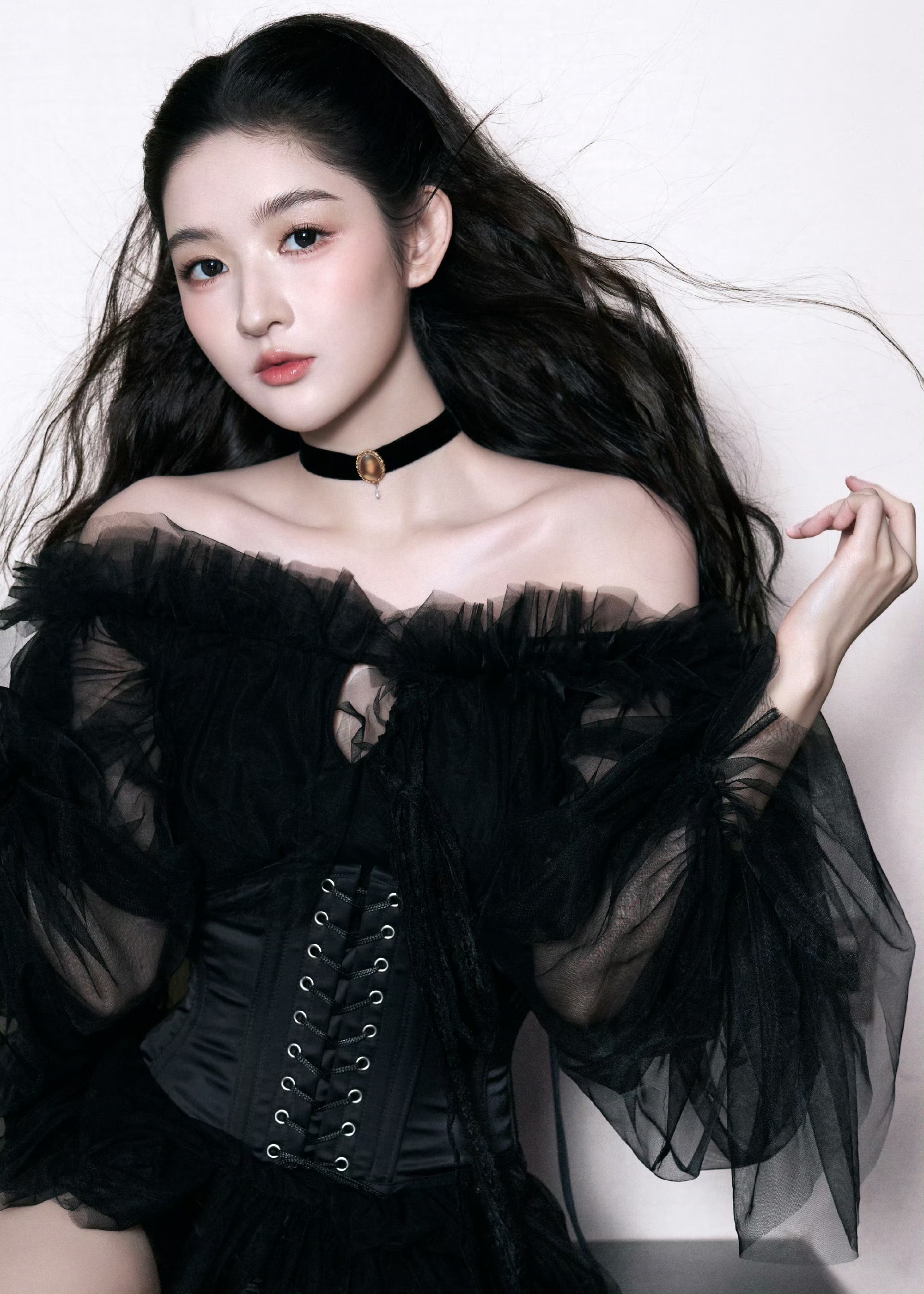 王玉雯黑色系列，身材真好