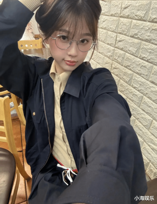 何与为虞书欣庆33岁生日，前天连线已露端倪，秘密飞上海闷声干大事