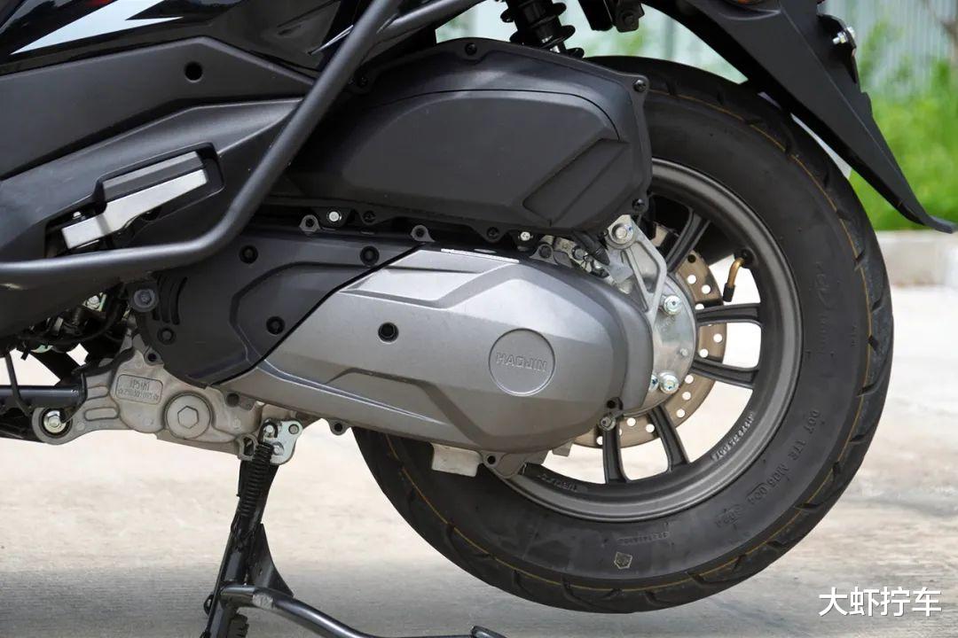 满配实用的高性价比解决方案:豪进SR07试驾测评