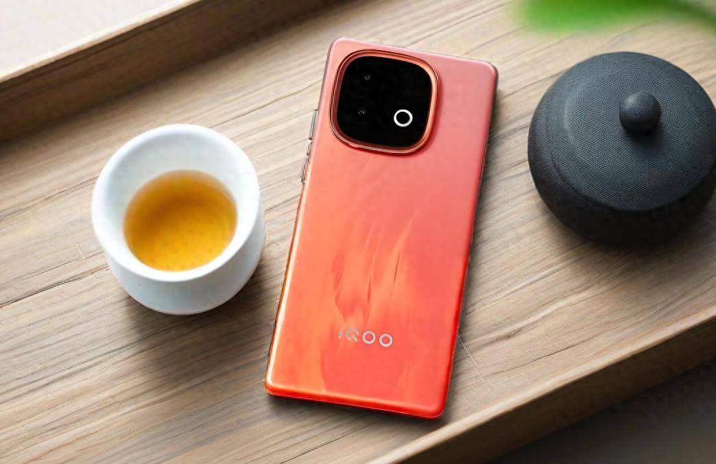 44W UFCS捅破天！国产快充的「复仇者联盟」，还要啥充电宝